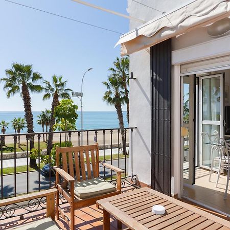 Apartamento Con Encanto En Primera Linea De Playa Malaga Exterior photo
